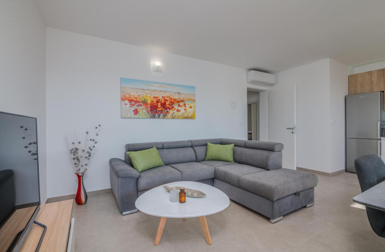 Apartments Sunrise Krk Krk Town Zewnętrze zdjęcie