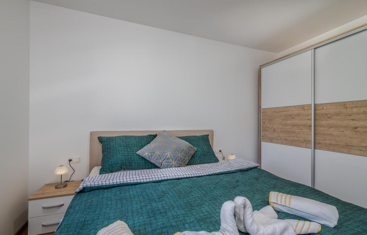 Apartments Sunrise Krk Krk Town Zewnętrze zdjęcie