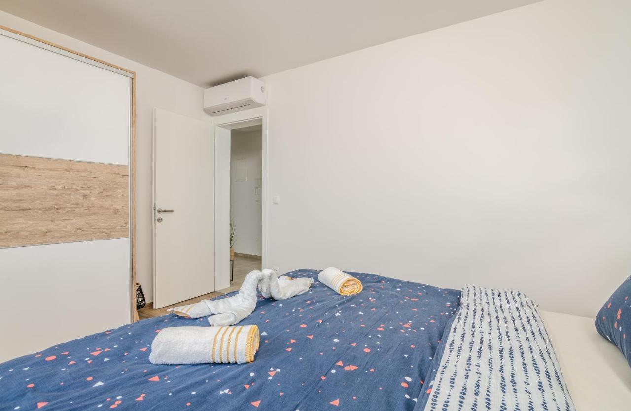 Apartments Sunrise Krk Krk Town Zewnętrze zdjęcie